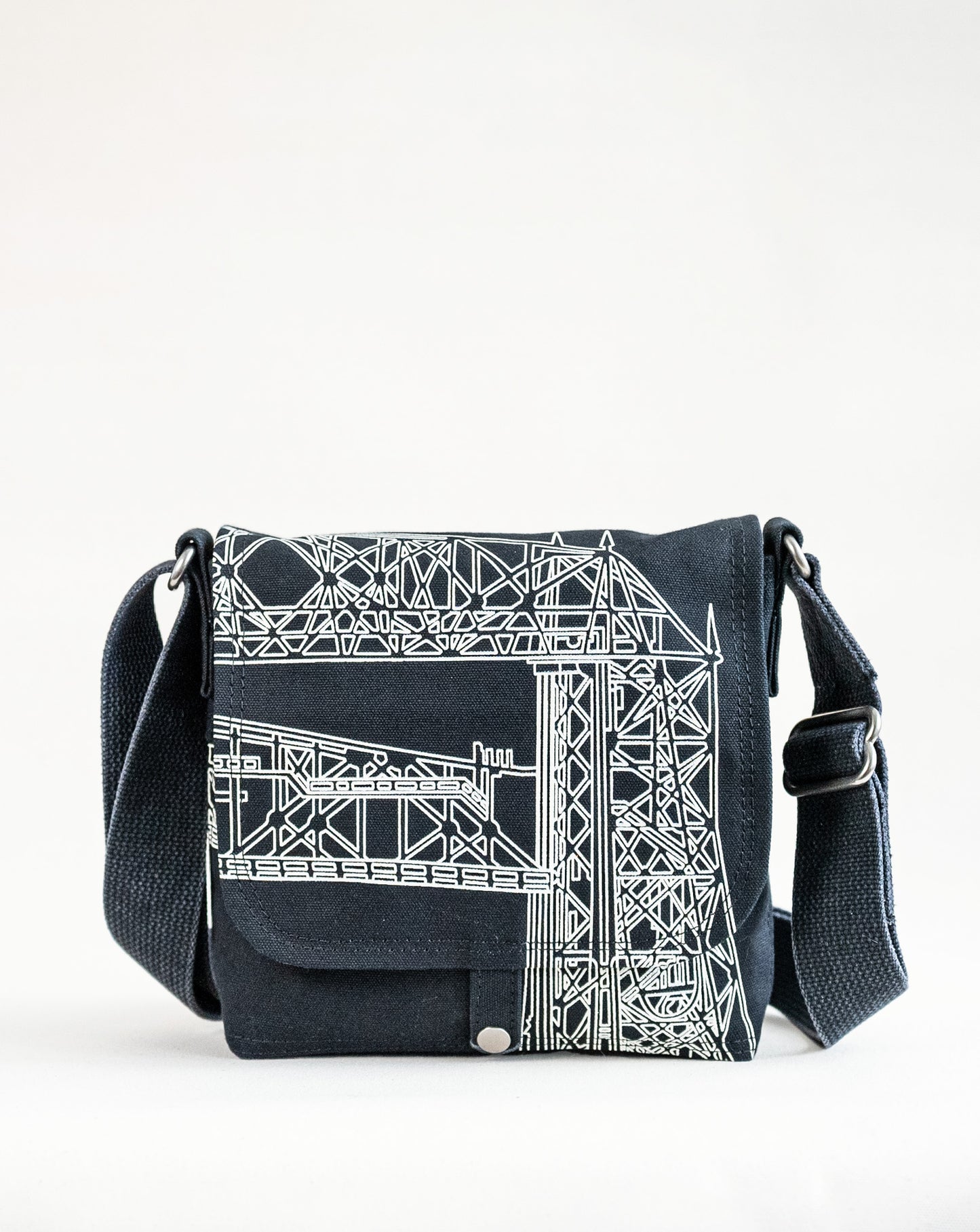 Messenger Bag: Aerial Lift Bridge – Dock 5